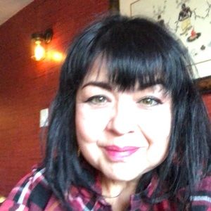 Meet your Posher, Carmelita